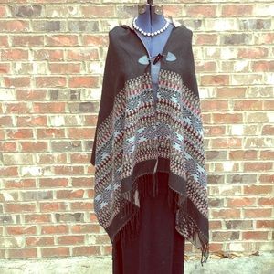 Hooded shawl